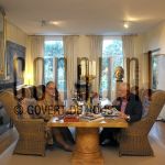 14-10-2004 Joop Braakhekke and Wim Nijkamp at home in Amsterdam, by order of Pulse Magazine, October 14, 2004. 

[keywords]Breakfast, On Phone, Newspapers[/keywords]